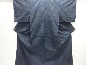 唐草に草葉模様織り出し本場泥大島紬着物（5マルキ）